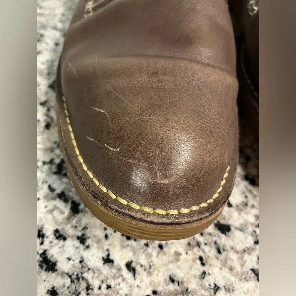 Clarks Darning Leather Chukka Boots